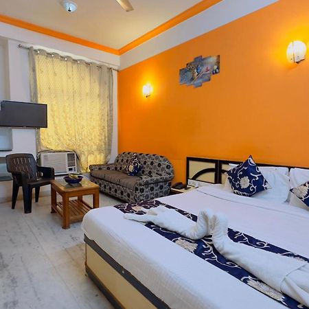 שירדי Hotel Indore Palace - Feel At Home מראה חיצוני תמונה