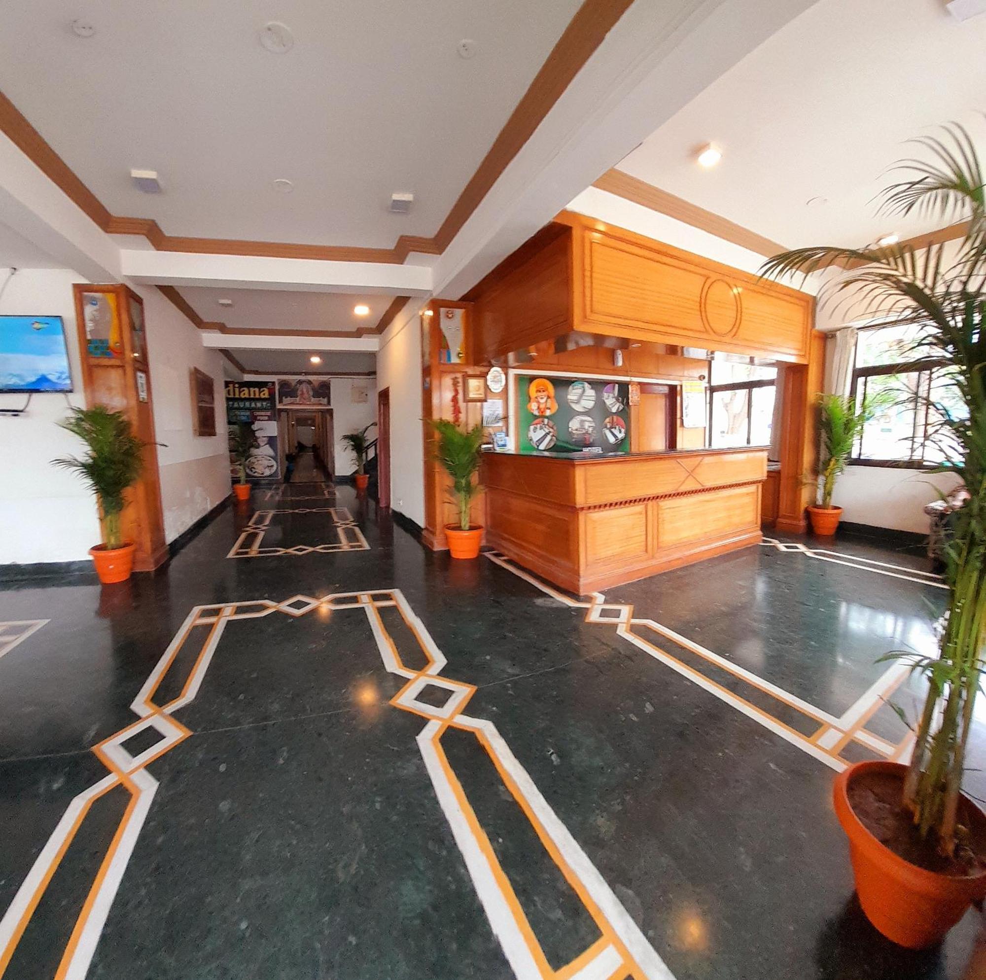 שירדי Hotel Indore Palace - Feel At Home מראה חיצוני תמונה